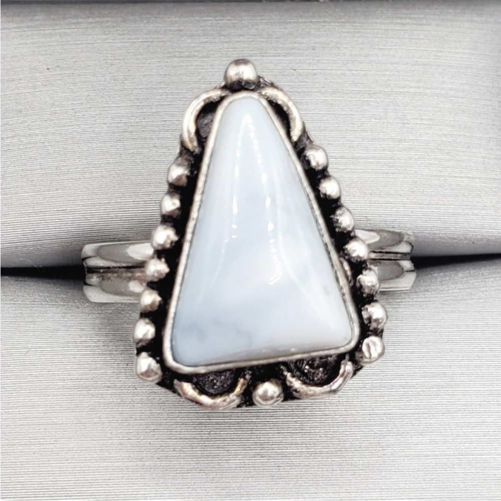 Genuine Triangle Bezel Set Blue Owyee Opal 925 Sterling Silver Vintage Ring